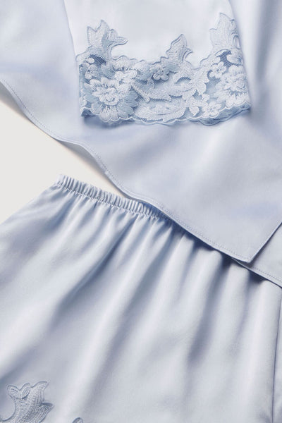 Low_Res-WASHABLE-SILK-EMBROIDERY-SET-POWDER-BLUE-DETAIL-ALT_2.2_600x600.jpg