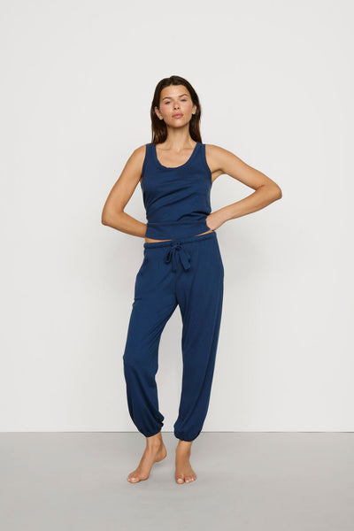 Low_Res-Z2035C-NAVY-F_0776_600x600.jpg